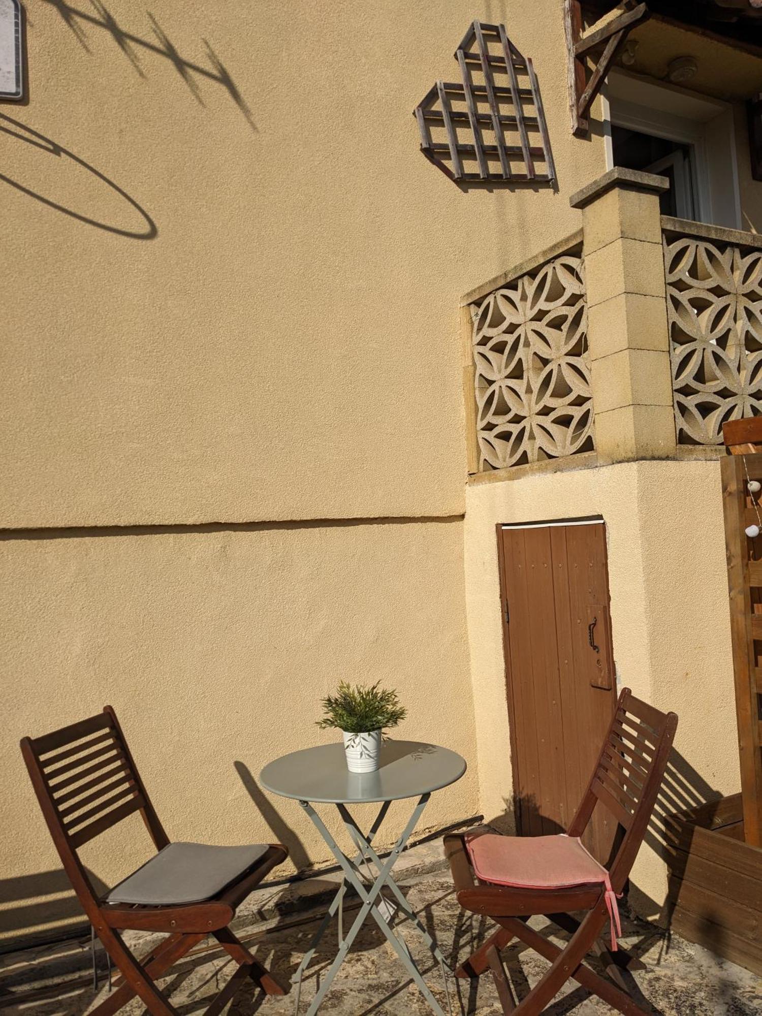 Le Dindouleto Apartment Peynier Bagian luar foto