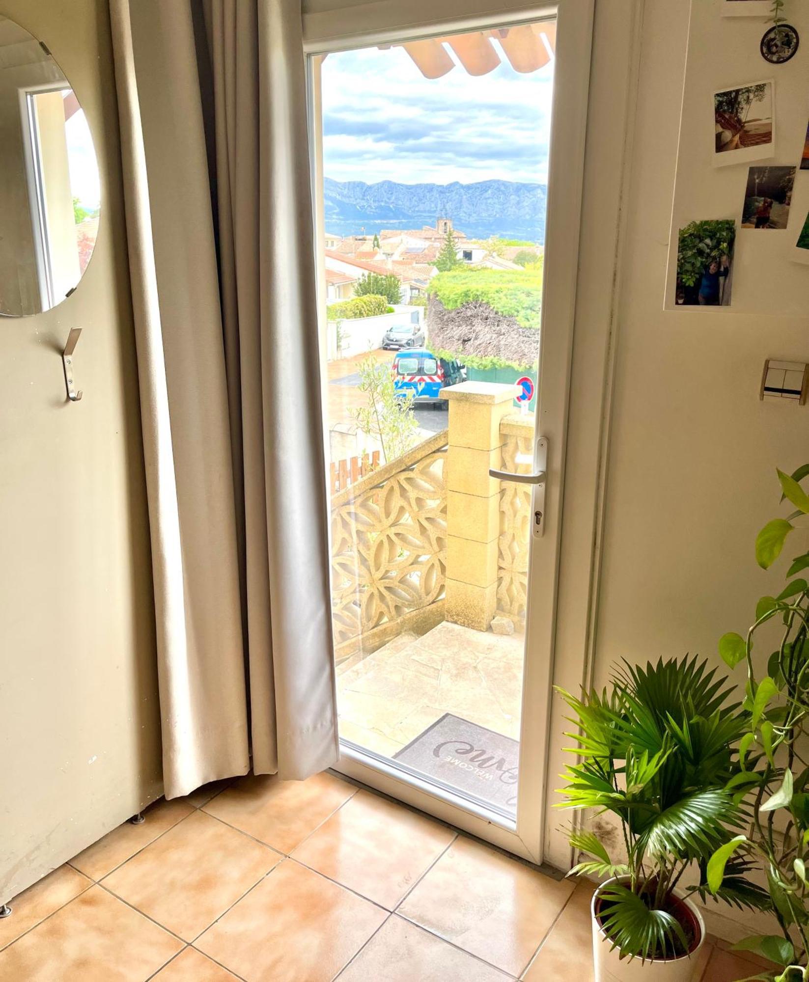 Le Dindouleto Apartment Peynier Bagian luar foto